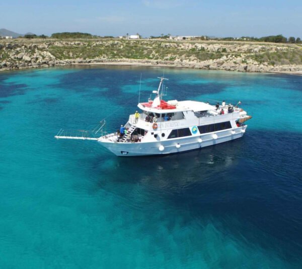 Cruzeiro de um dia a Favignana e Levanzo com degustação de vinho